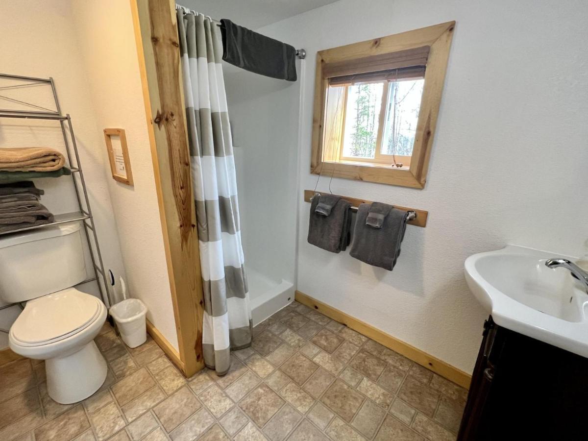 Denali Park View Family Log Cabin Экстерьер фото